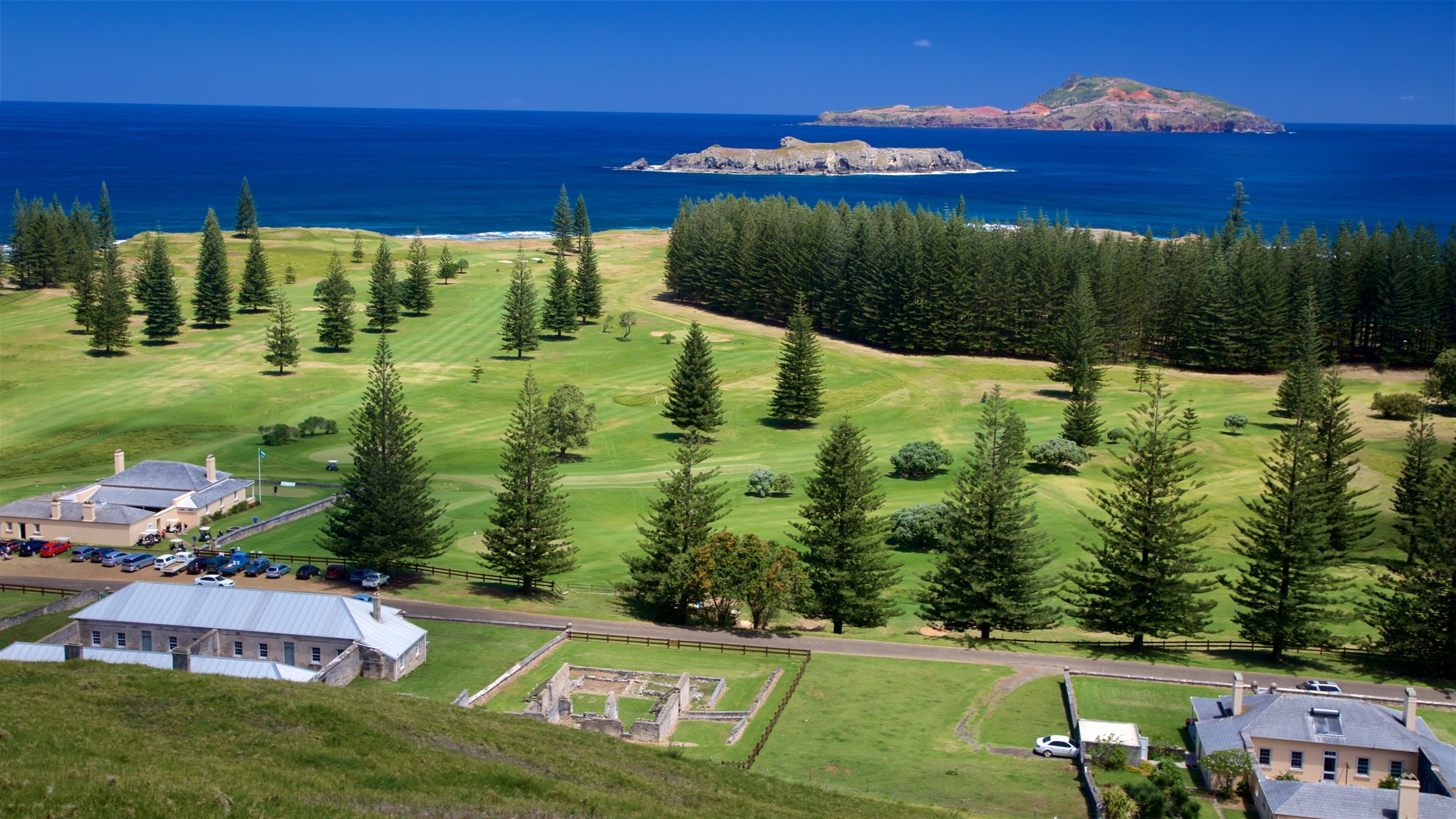 Norfolk Island which includes tranquil scenes, island images and general coastal views