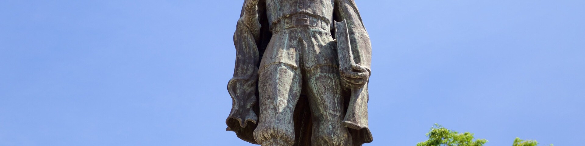 Ilha de Cebu mostrando uma estátua ou escultura