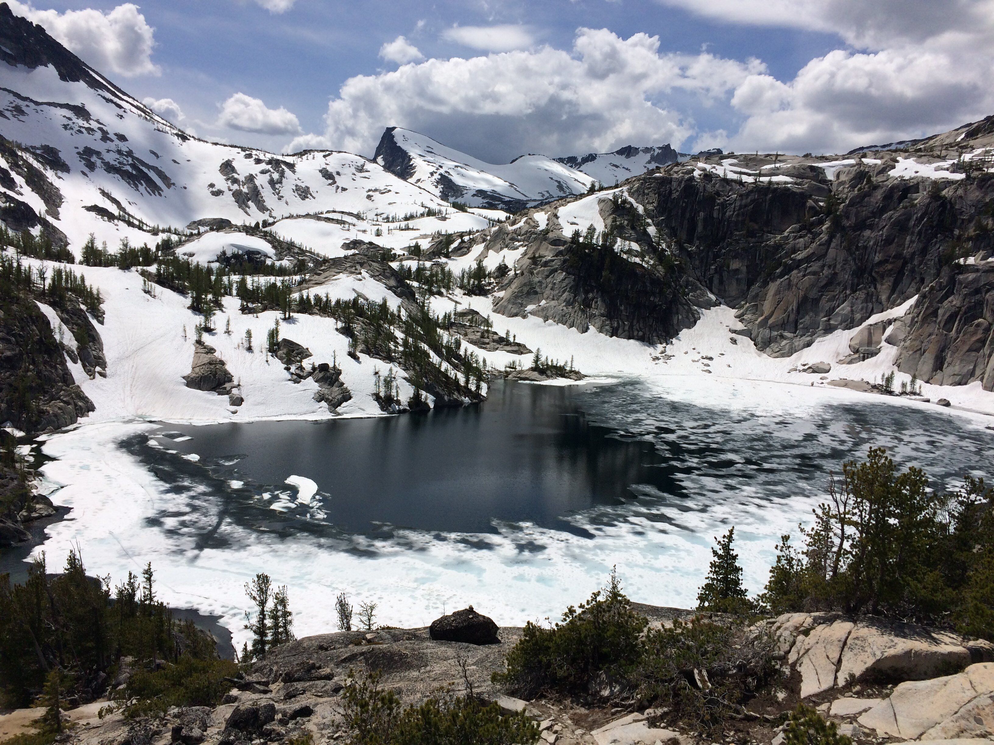 Glacial lake at a summit in the Enchantments