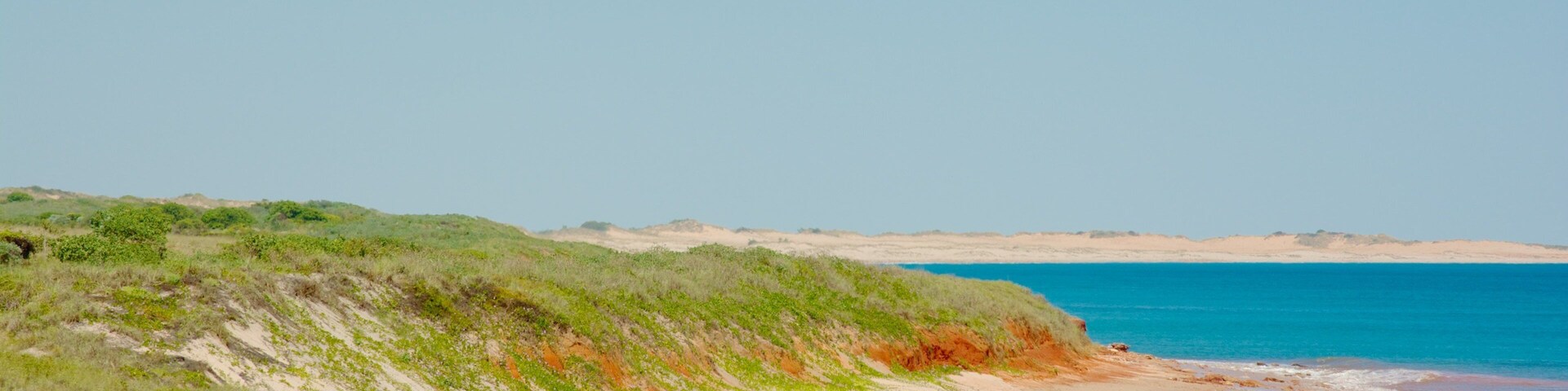 Broome mostrando uma praia e paisagem