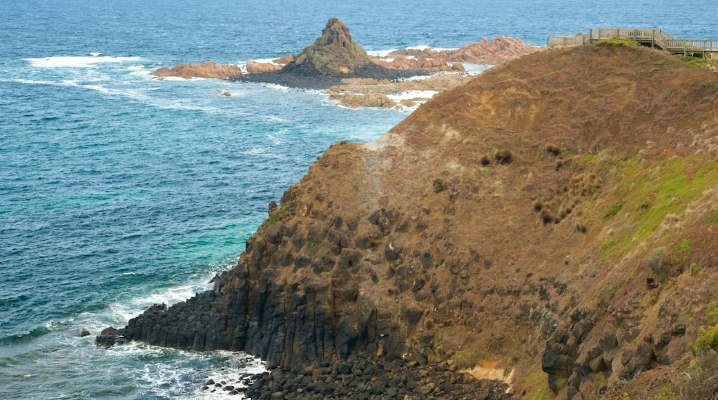 Pyramid Rock which includes rocky coastline