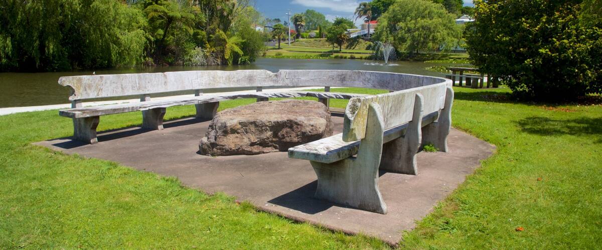 Waihi which includes a park and a river or creek