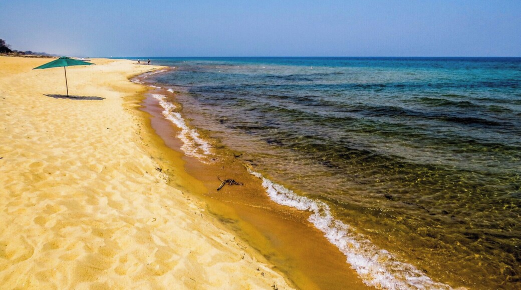Kande Beach, Malawi. It looks like an ocean, isn´t it? But it is not. This is the huge Lake Malawi, with a total surface area of about 29,600 square kilometres.