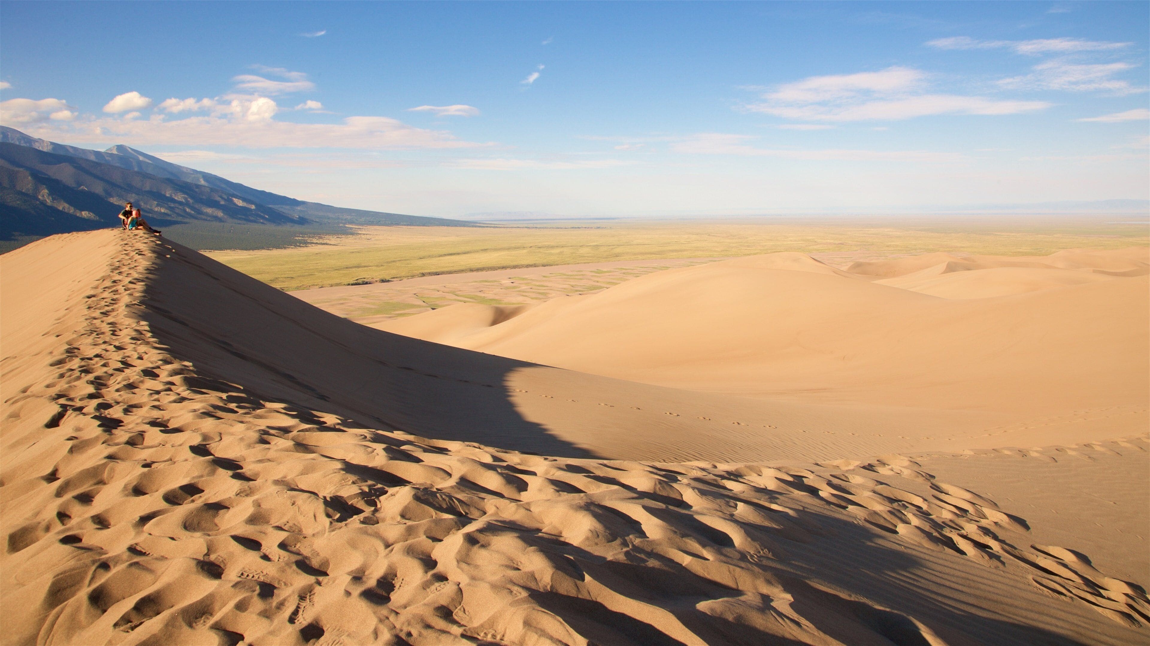 High Dune which includes landscape views and desert views