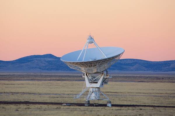 Nuevo México que incluye un observatorio y un atardecer