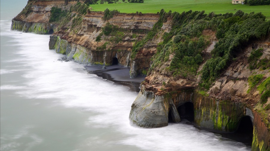 New Plymouth which includes rocky coastline and a bay or harbour