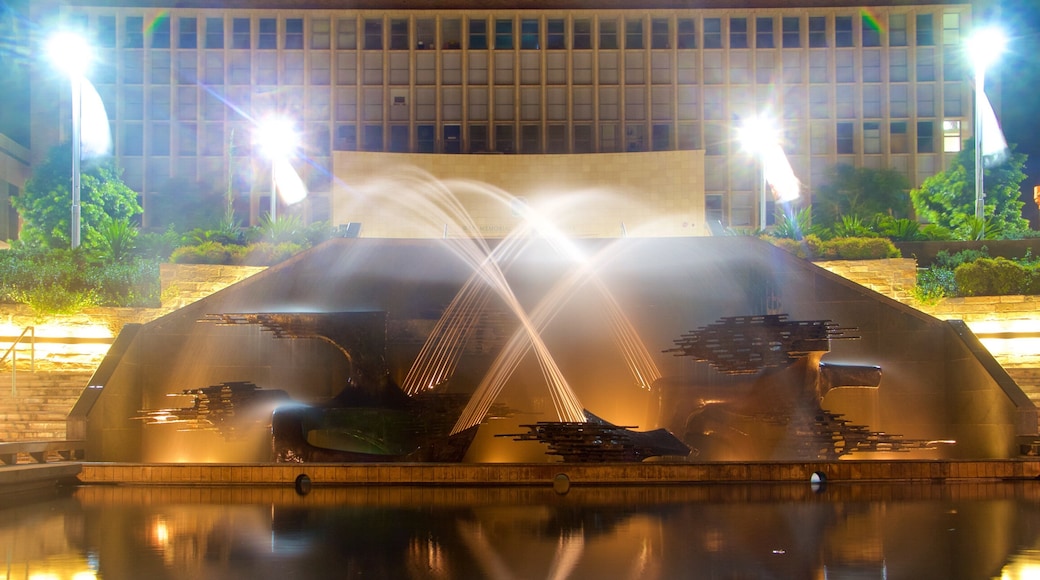 Newcastle showing night scenes and a fountain