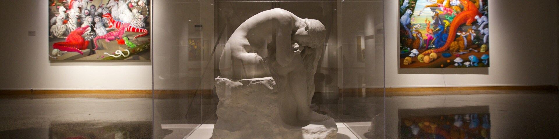 Rockford showing interior views