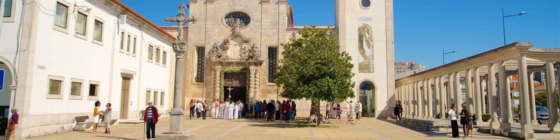 Aveiro mostrando una iglesia o catedral y arquitectura patrimonial