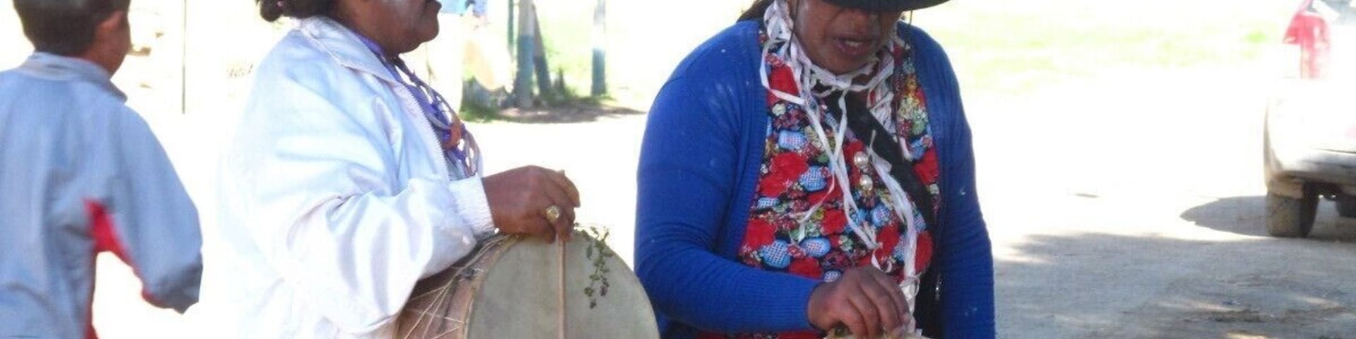 Copleras, in the Carnaval festival. They play this instrument and sing allegorical songs.