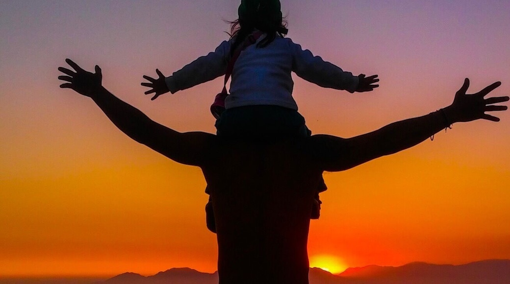 Apreciar el atardecer con los seres que estimo !!