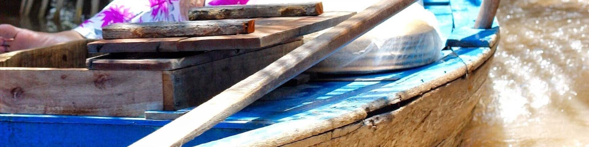 Small arm of the river .