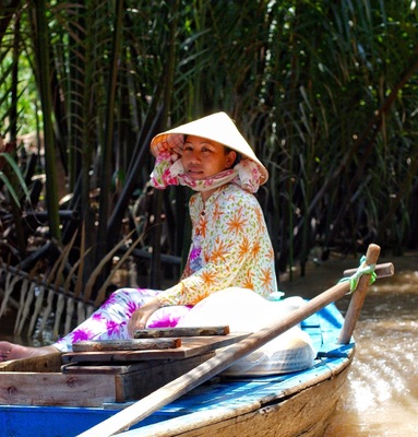 Small arm of the river .