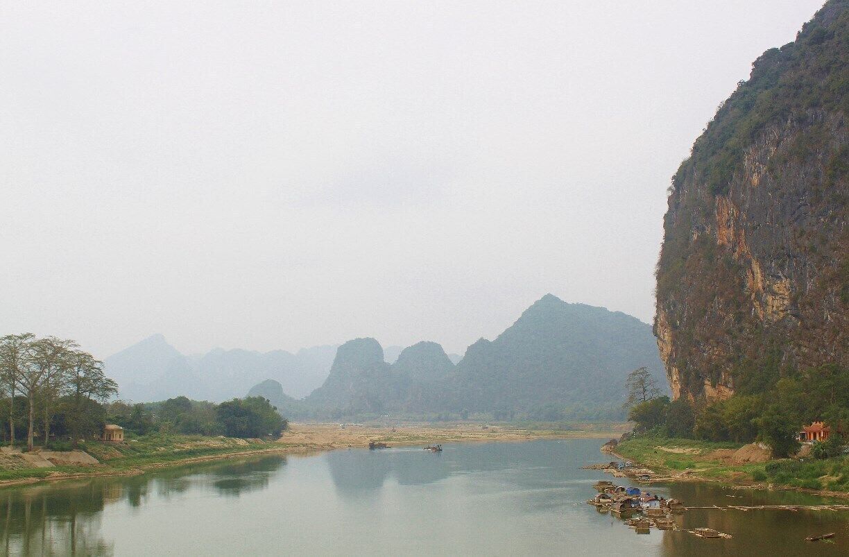 A quiet fishing village in the Cam Thuy region of Vietnam, South of Hanoi along the Ma River. 