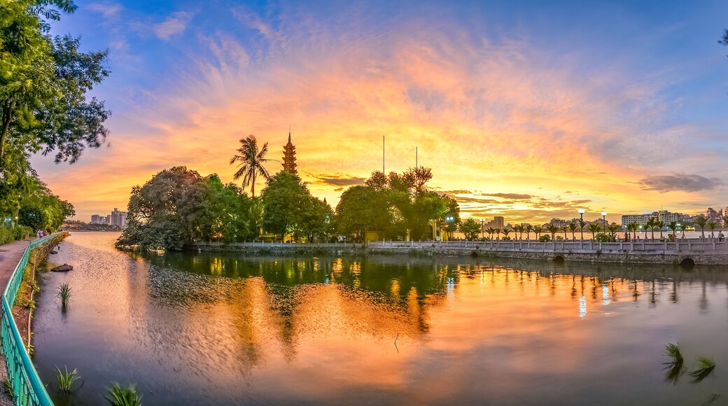 Tran Quoc Pagoda at Sunset, Hanoi, Vietnam