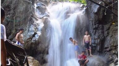 The amazing Hindag-an Falls👍🏊😍