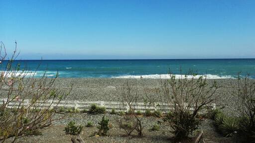 Luna's beach matching with different shade of pebbles. So relaxing and peaceful place.