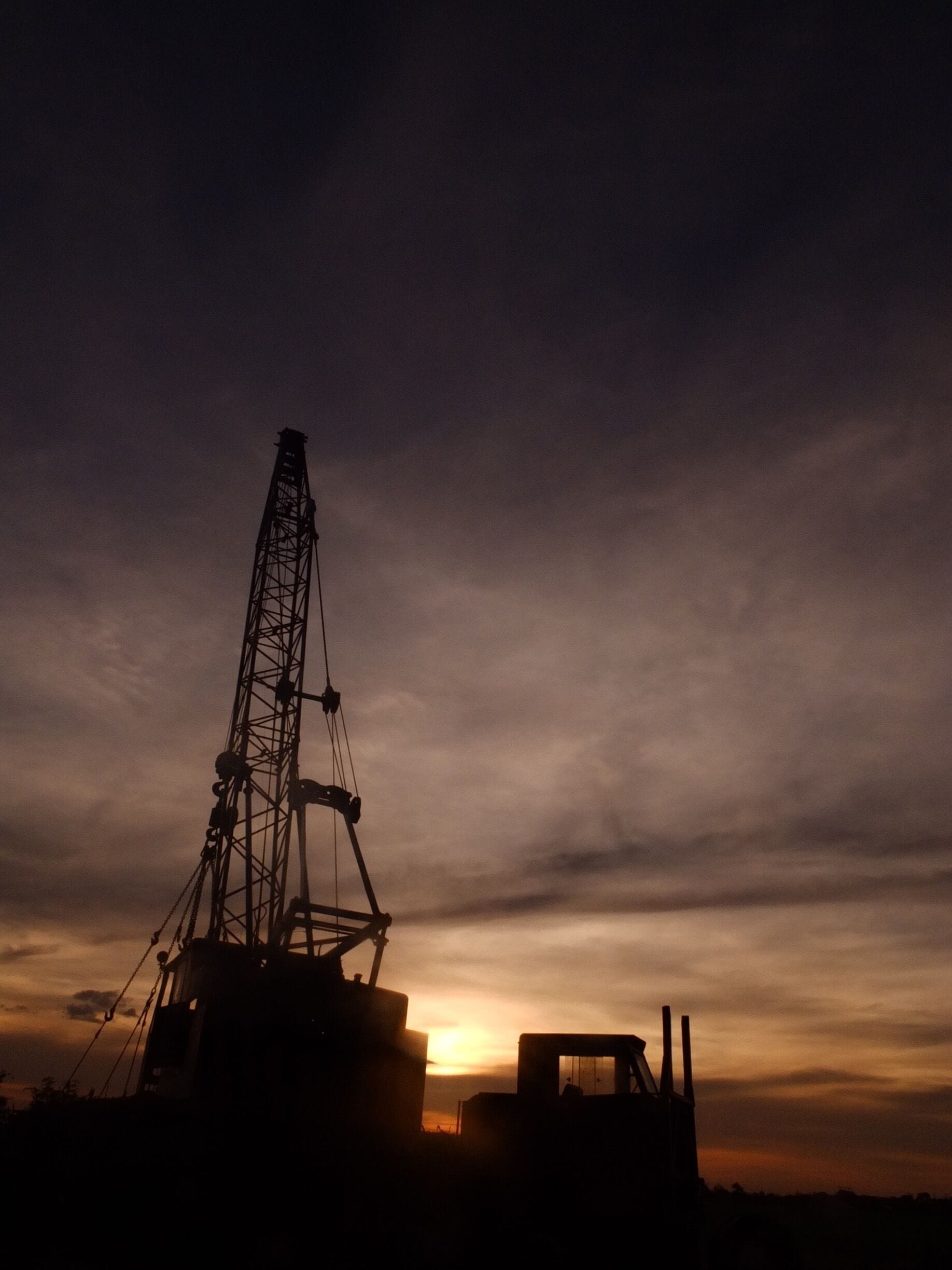Sugarcane farmers' bestfriend. 

A machine along Don Salvador Benedicto calls it a day after harvesting sugarcanes off the fields. A typical sight to see in the province of Negros Occidental, Philippines.

#goldenhour