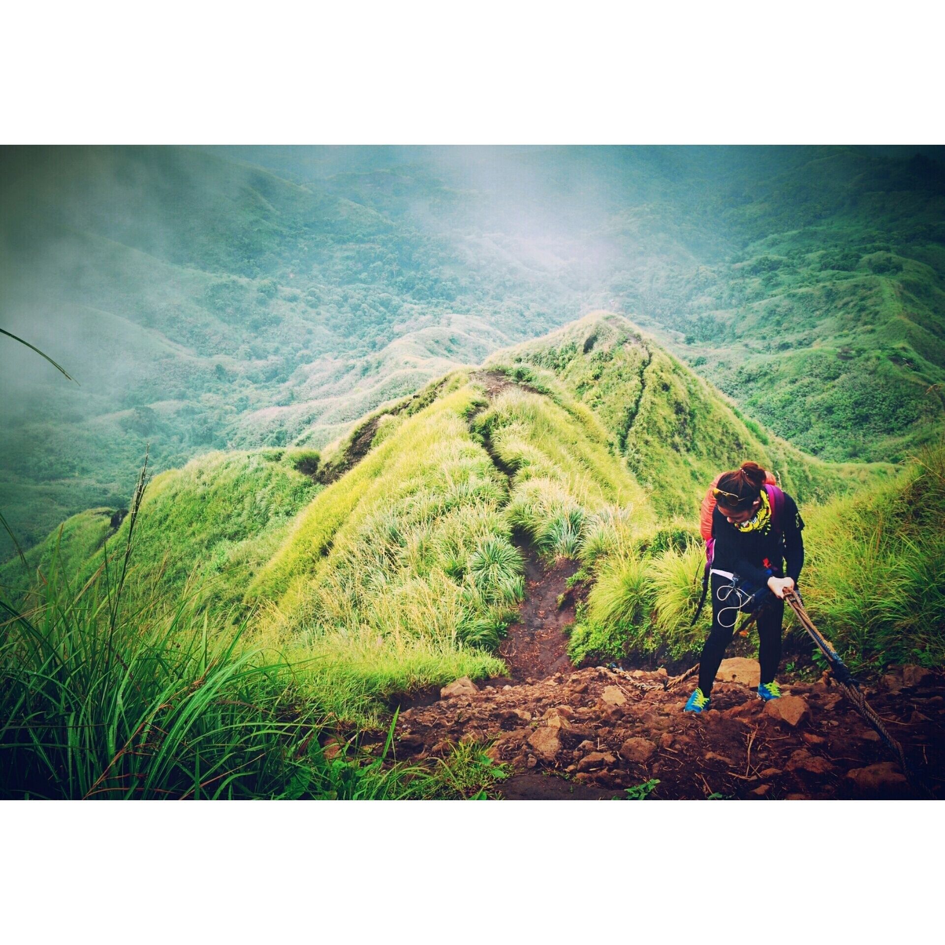 Enjoying the old trail in this gorg mountain. It's a bit challenging, but most importantly it's fun. 