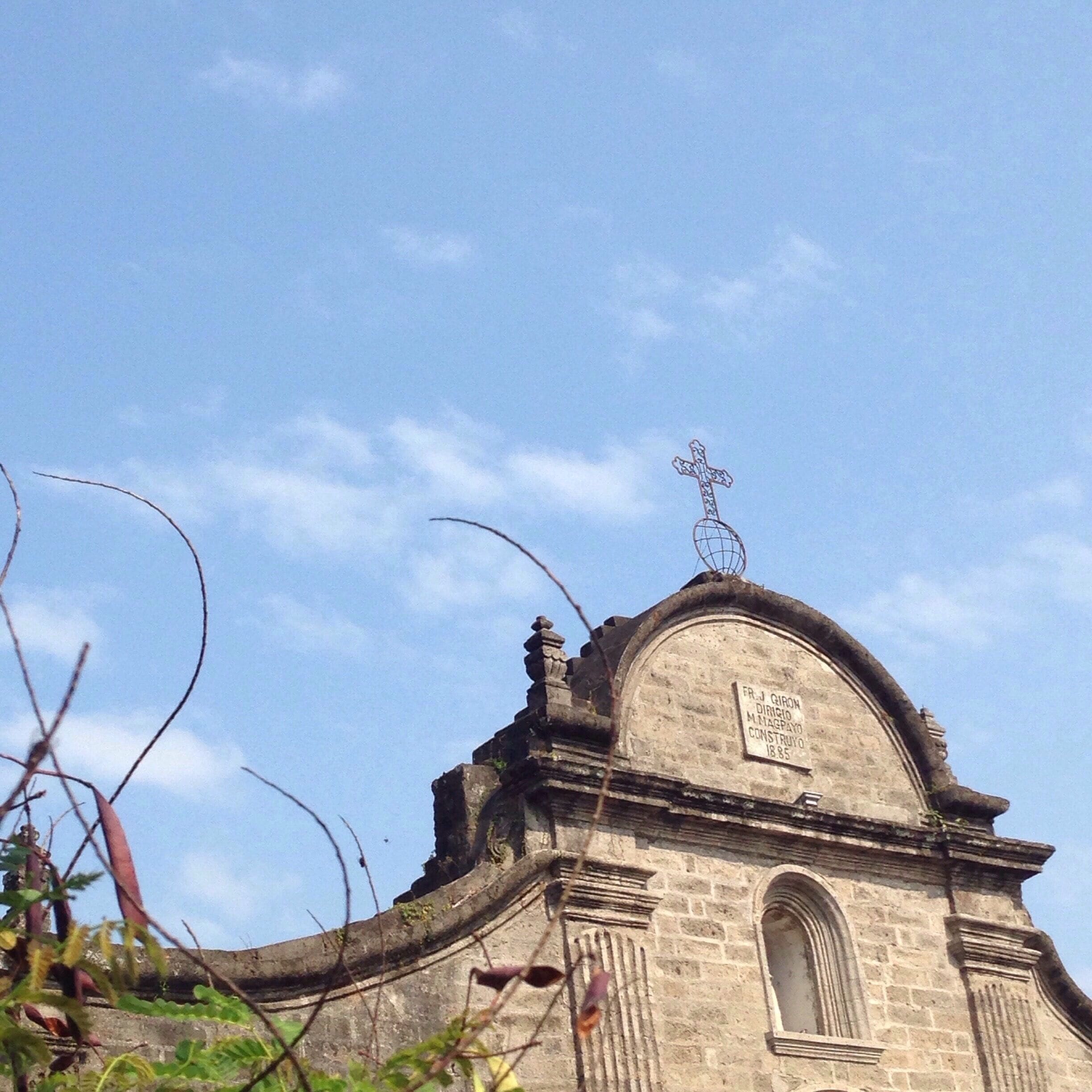 Nuestra Señora del Carmen Church or the most popularly known as the Barasoain Church. It is the birthplace of the First Philippine Republic, the first in Asia. Aside from the church, tourists are also visiting the museum beside it. The museum's highlight is the light and sound show of the so called Malolos Congress. #architecture