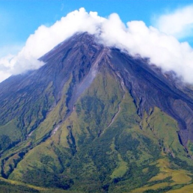 An active volcano in the #Philippines. Renowned as the "perfect cone" because of its almost symmetric conical shape.