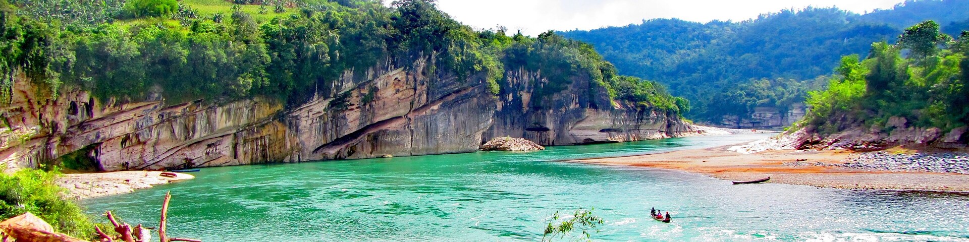 Quirino province is one of the most underrated provinces in the country. If you like outdoors and want to experience a more laid back travel in the Philippines, try visiting Quirino Province.
It's not so popular with tourists, even local ones. It is one of the most beautiful you will ever see in this country.
#Quirino #Philippines