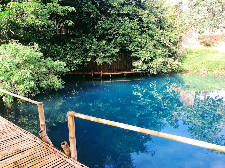 Do you want to explore or even trying to find solace? This place will never disappoint you.
No wonder the place is called Kimereges Blue Waters because the water is indeed blue. Plunging into its cold water is so refreshing and fishes are happily swimming with you. You'll also be tickled with small fish when you immersed your feet into the water. They're entertaining as they swarm over your feet.
#nature #naturelover #swimming #picturesque
-WithCollegeFriends
-LifeOfHardWorkers
-ReunitedAfter10LongYears