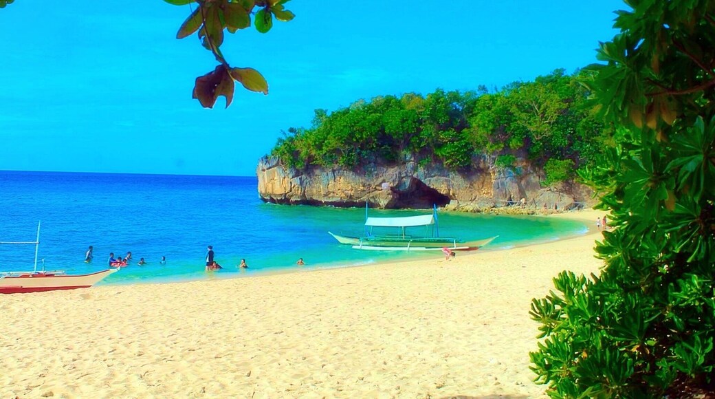 Puting Buhangin and Kwebang Lampas