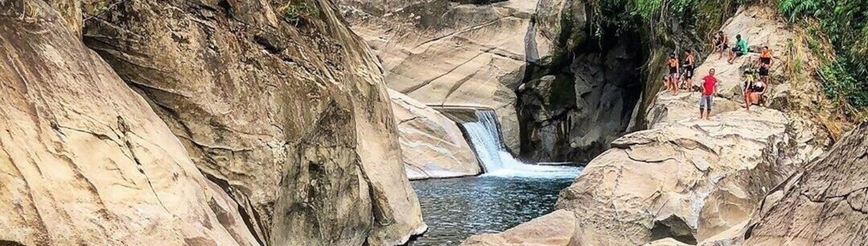 First time cliff jumping here. Good alternative to surfing when there aren't much waves to go around. Once you hit the water, it's really cold and refreshing. Had a pretty good time.