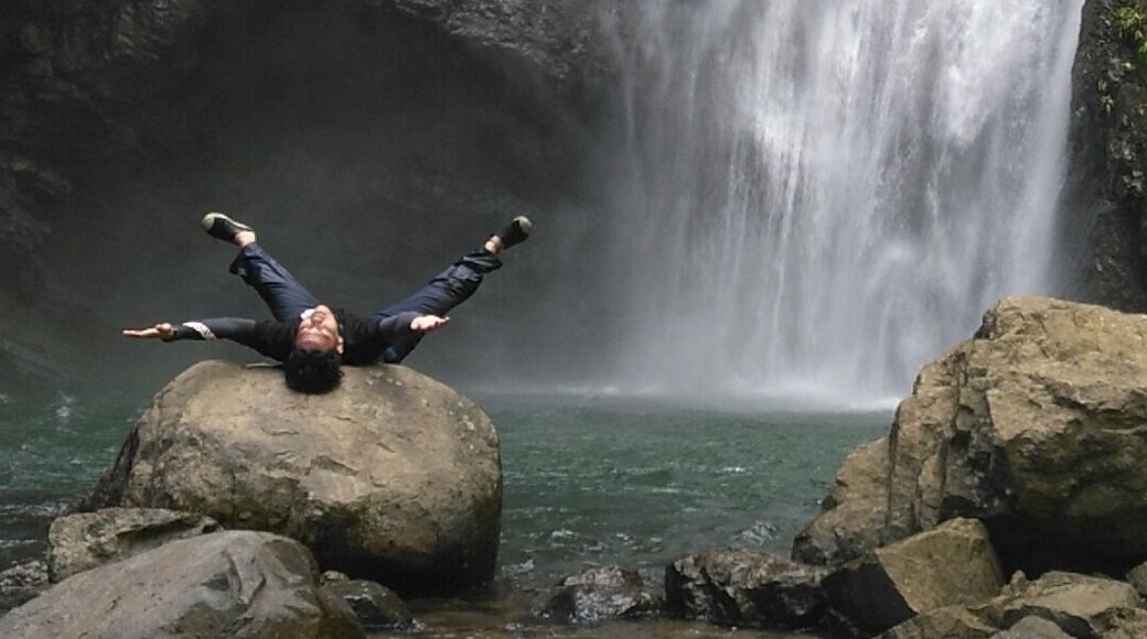 Dibulo falls is one of the most notable throughout the Sierra Madre mountain range. It is one of the attractions of Sierra Madre Nature Park.Probably the tallest falls in Cagayan Valley Region