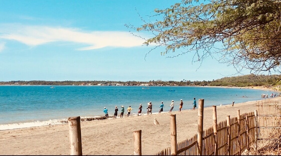 San Juan is an isolated concave beach, thirty minutes away from Vigan, a colonial Spanish preserved city to the north of Metro Manila Philippines. Here one will live a serene idyllic lifestyle enabling one to write a book, defend a thesis, compose a dissertation, or simply just be... or join the town folks in the traditional way of fishing 🐟🐠