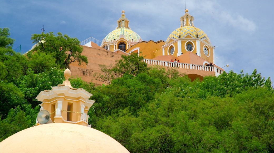 San Andrés Cholula which includes heritage elements