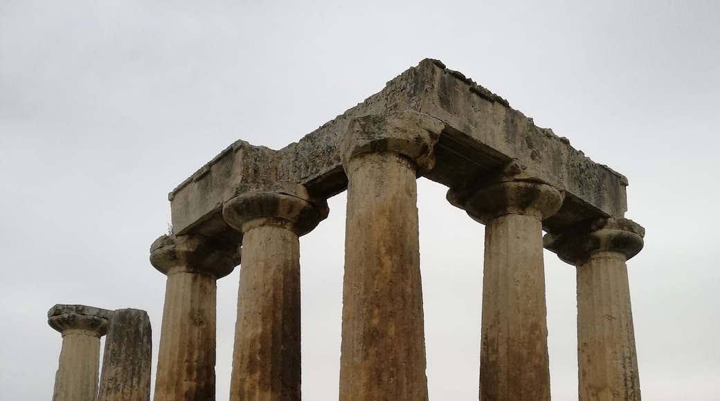Ancient Corinth, Apollo's Temple