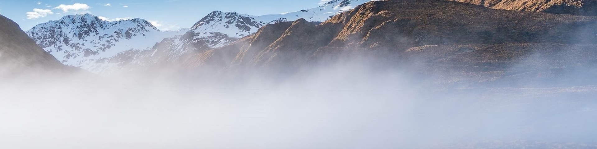 Misty II Otira- NZ
"人生過客匆匆,相機抓住每個剎那,與我擦肩而過的人和事"