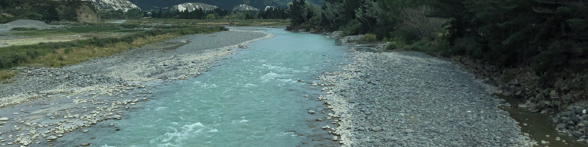 Turquoise rivers only in New Zealand. Took this picture while crossing a bridge over the Clarence river in South Island. #trovember #hiddengems #newzealand #riversandbridges