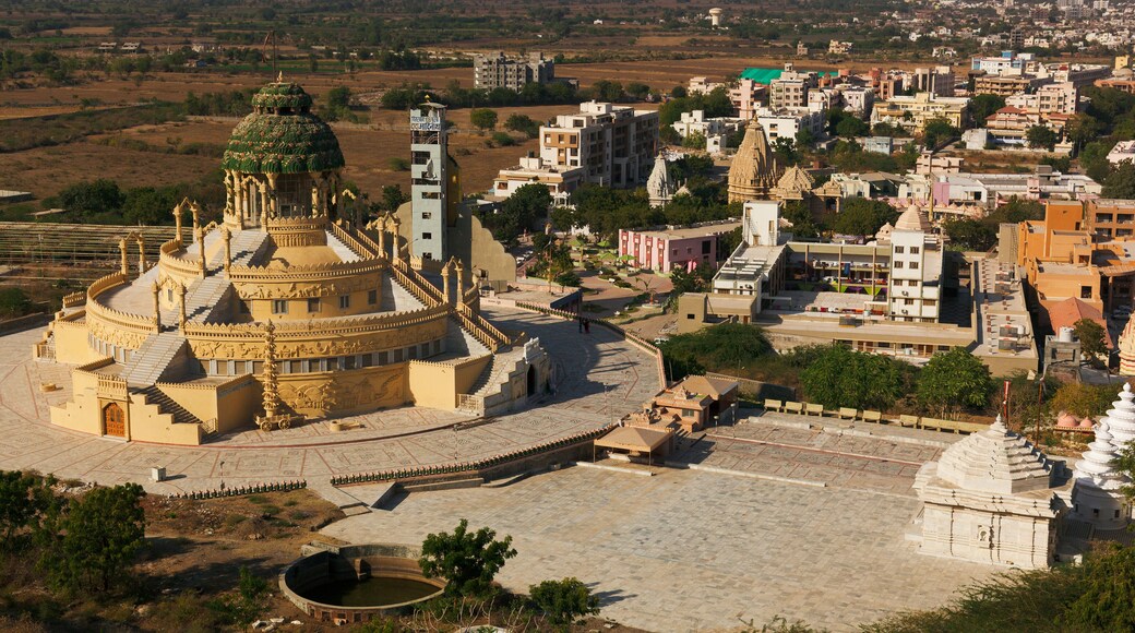 View of Palitana and Samovasaran Mandir - jain temple in Taleti at the foot of Shatrunjaya hill. Palitana, Gujarat, India