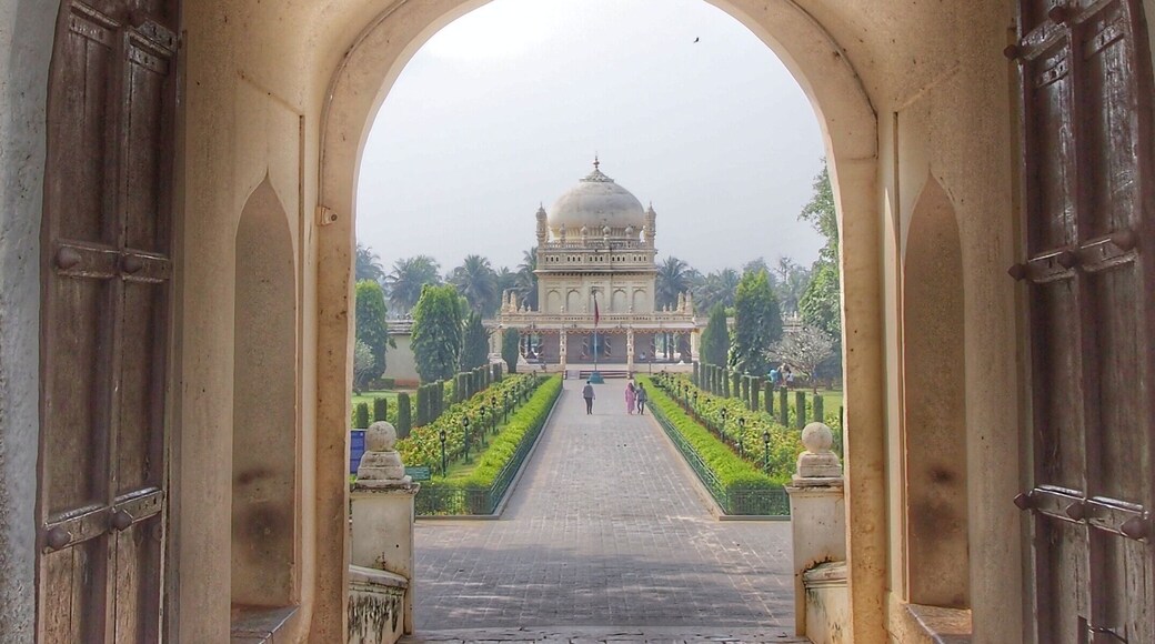 The mausoleum of Tipu Sultan. To some he was a cruel tyrant. To others, a hero of Indian nationalism. To many, someone they never heard of. Either way, he sure was buried in style.
After his death at the Battle of Srinangapatna in 1799, Tipu was buried in this stately tomb, called The Gumbaz, alongside members of his family.
Entrance is free, but you may be asked for 5 rupees to have your shoes checked when you go inside. The Gumbaz is a short rickshaw ride from the bus and train stations in Srirangapatna.
#history #india