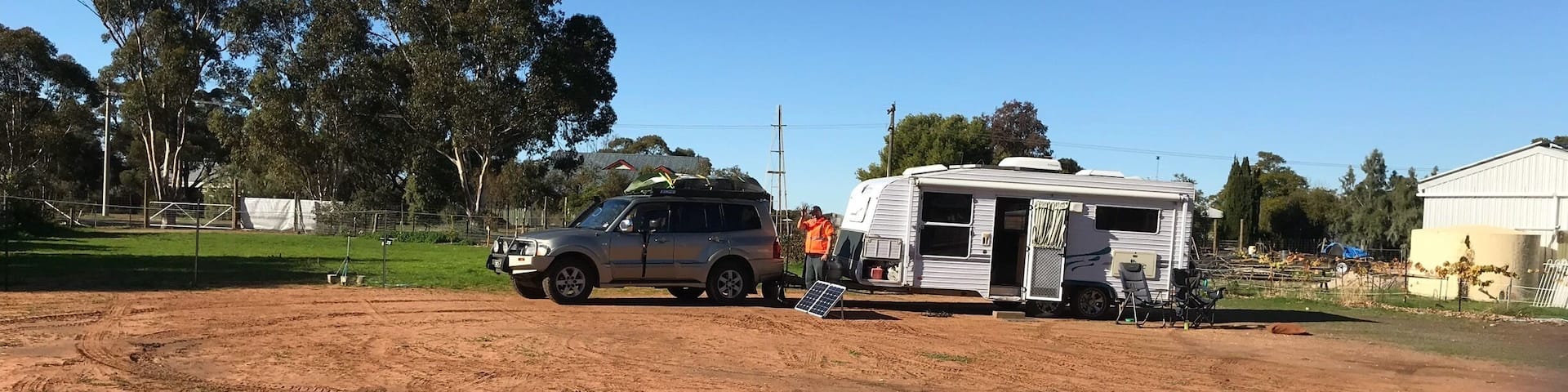 Free camp at the side of the pub, toilets available plus a SHOWER!!! Will have to partake our hosts wares later on, bring it on.