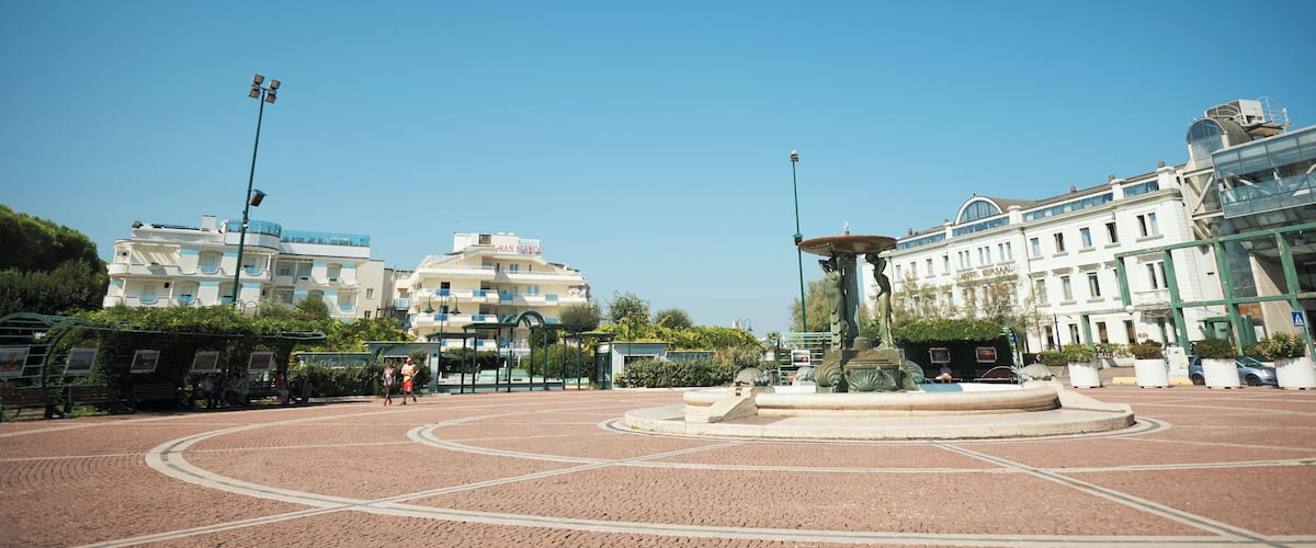 Cattolica_FontanadelleSirene_553248635931713049_09