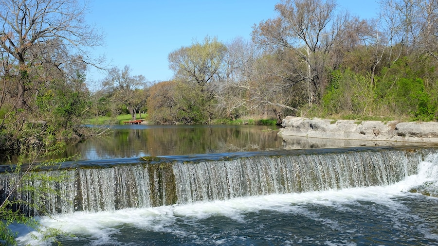 Chisholm Trail Crossing Park