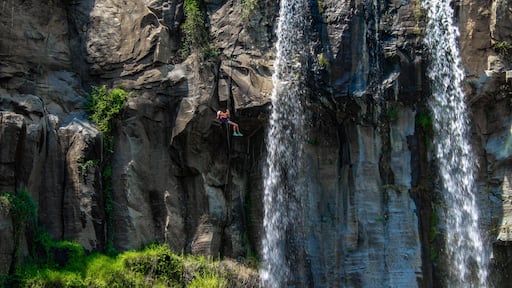 Rappel en Catarata los Amates