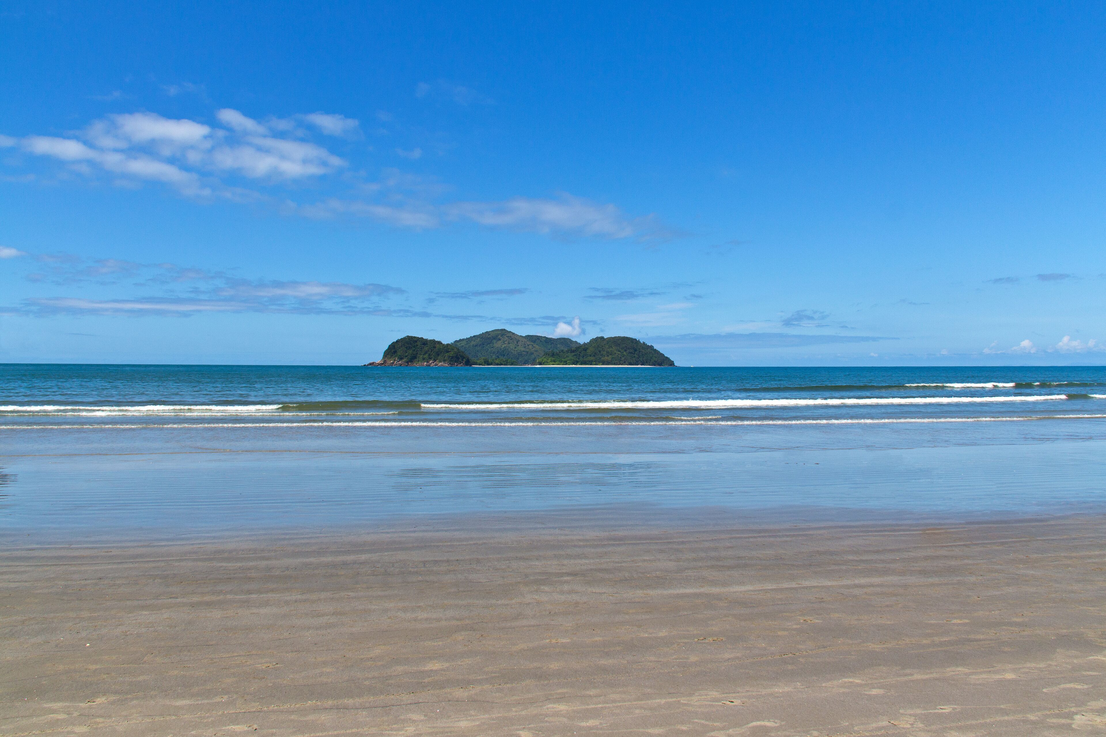 As ilhas from Barra do Sahy