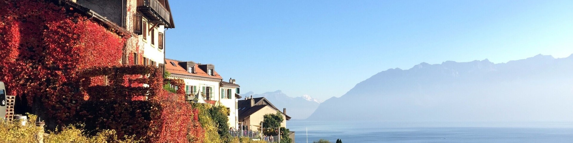Unesco Inheritage Vignards of Lavaux.
A great place to visit, especially in autumn.
Best way to do the vignards walk is to take the train to St-Sephorin from Lausanne and walk your way back towards Lausanne.
Beautiful views on the Geneva lake and the alps.
Ther's also a small train driving tourist in the vignards, if you do not feel like walking
#Valais #Switzerland #Lifeatexpedia #hiking #Lavaux #Unesco #Leman