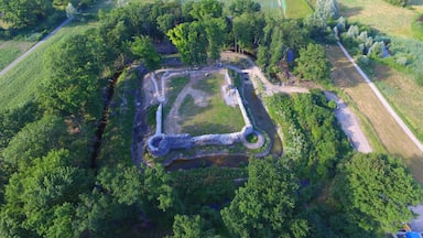 Rouelbeau Castle, aerial view