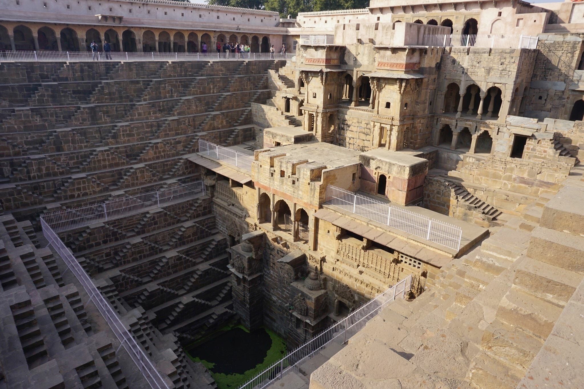 I was really looking forward to going to the largest stepwell in the world I was surprised at how little tourists were here. #stunningstructures 