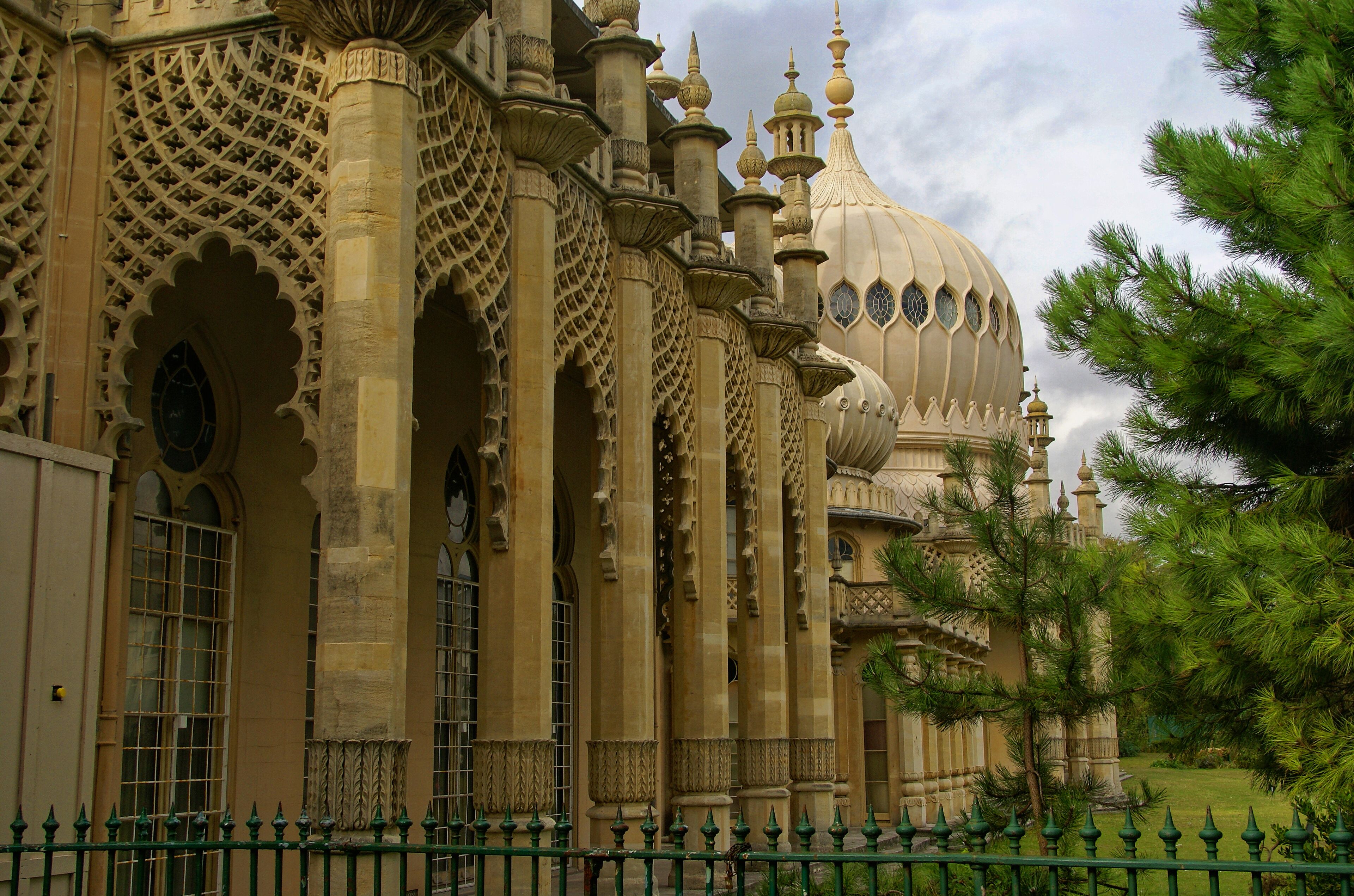 Brighton - Palace Place - View North on Royal Pavilion 1823