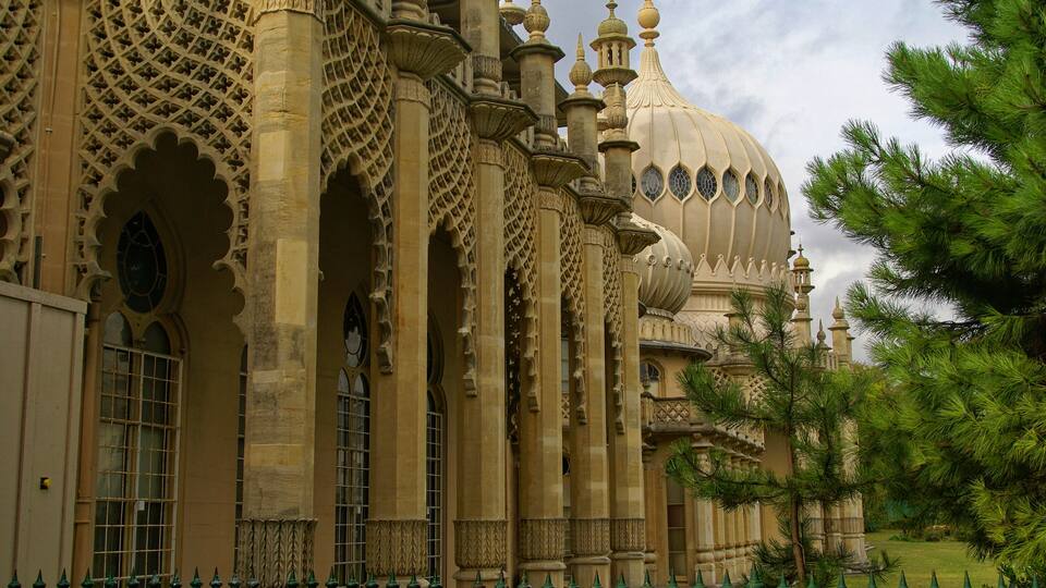 Brighton - Palace Place - View North on Royal Pavilion 1823