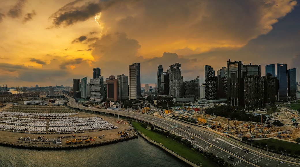 Apr 21/2019 Sunset at Tanjong Pagar Terminal An icon of the Port of Singapore
