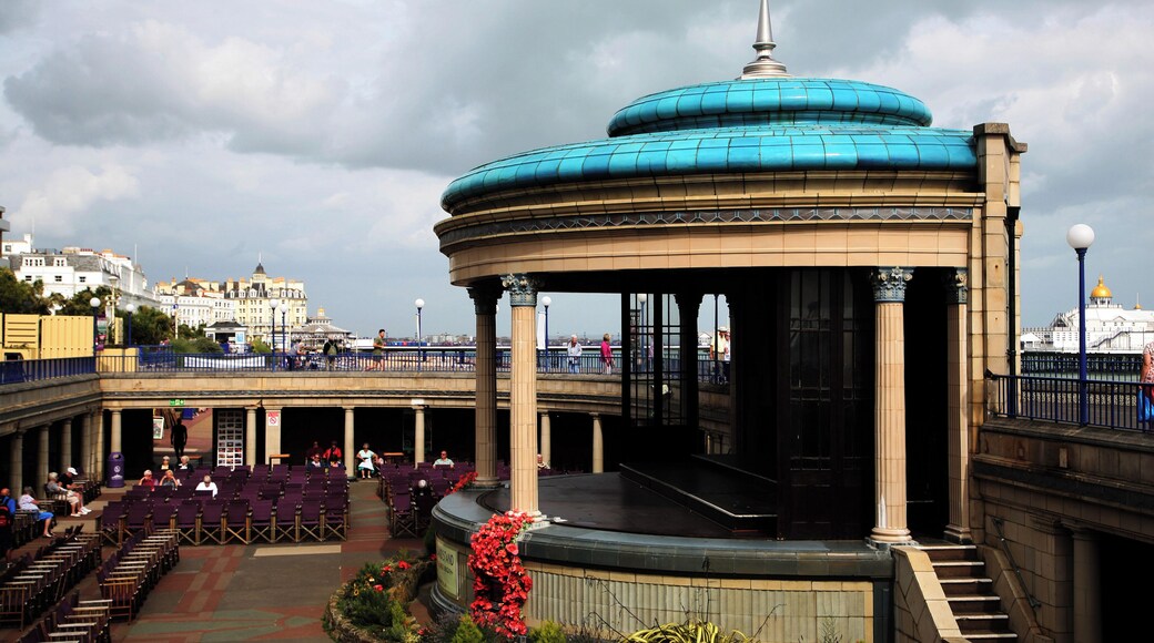 This is a photo of listed building number