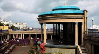 This is a photo of listed building number